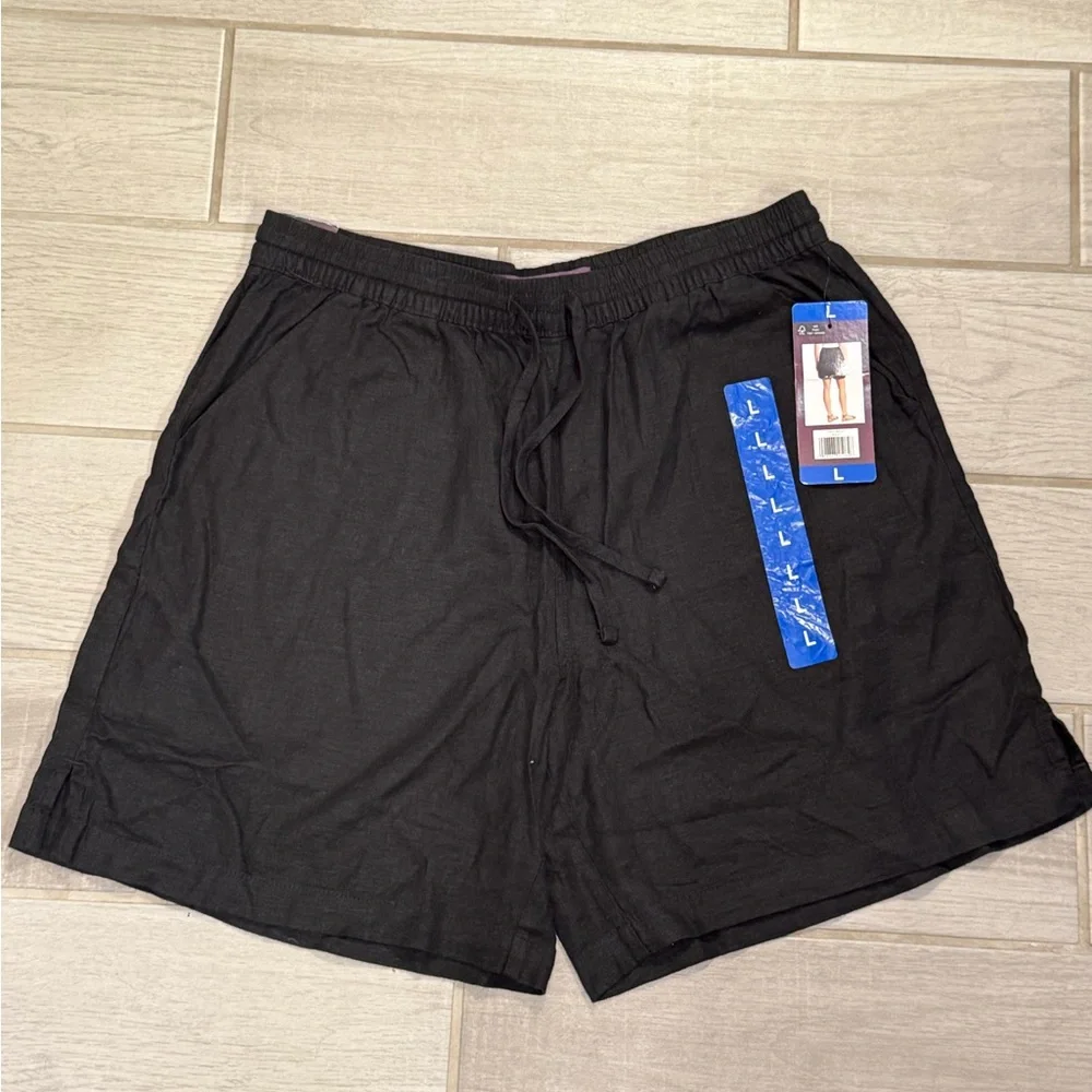 Gloria Vanderbilt Black Elastic Waist Pull-On Shorts - Picture 2 of 5